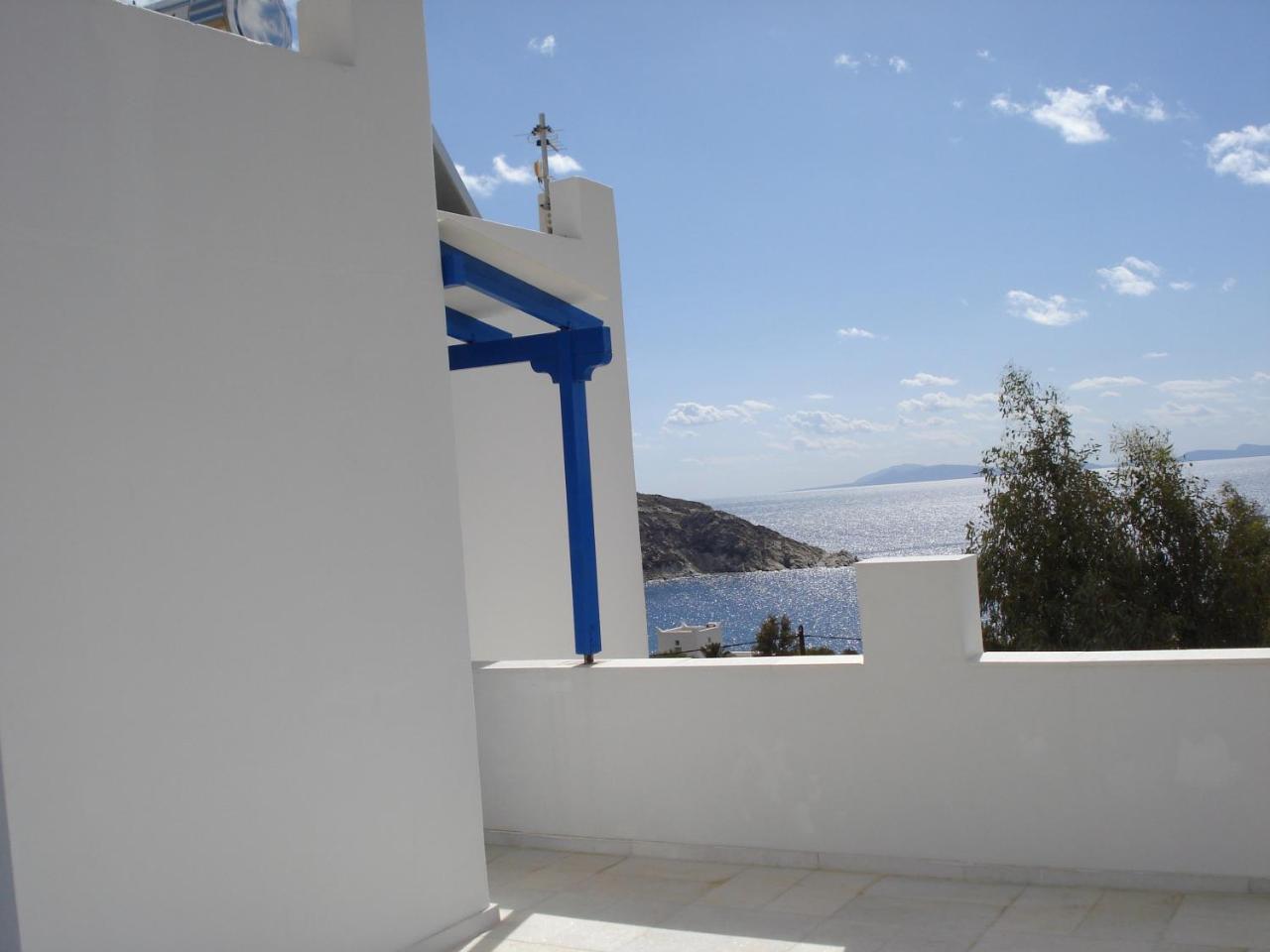 Blue Horizon Ios Hotel Exterior photo